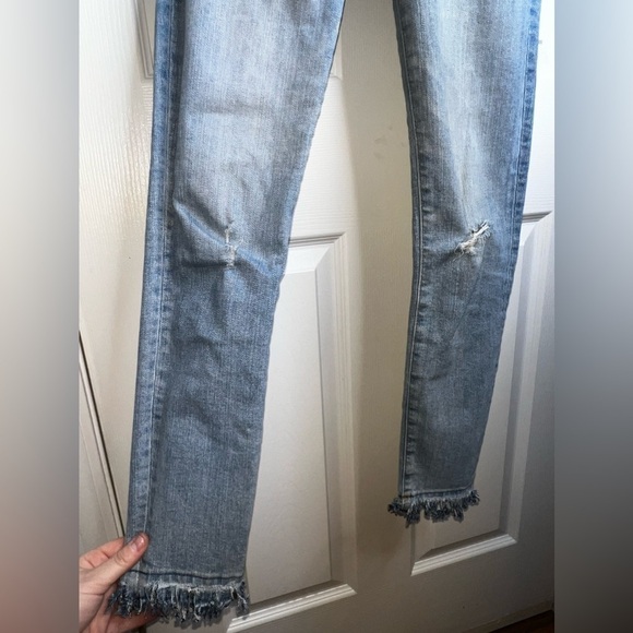 Madewell Women’s 23 9” High Rise Skinny Distressed Button Fly Jeans Light 00 - Picture 13 of 16